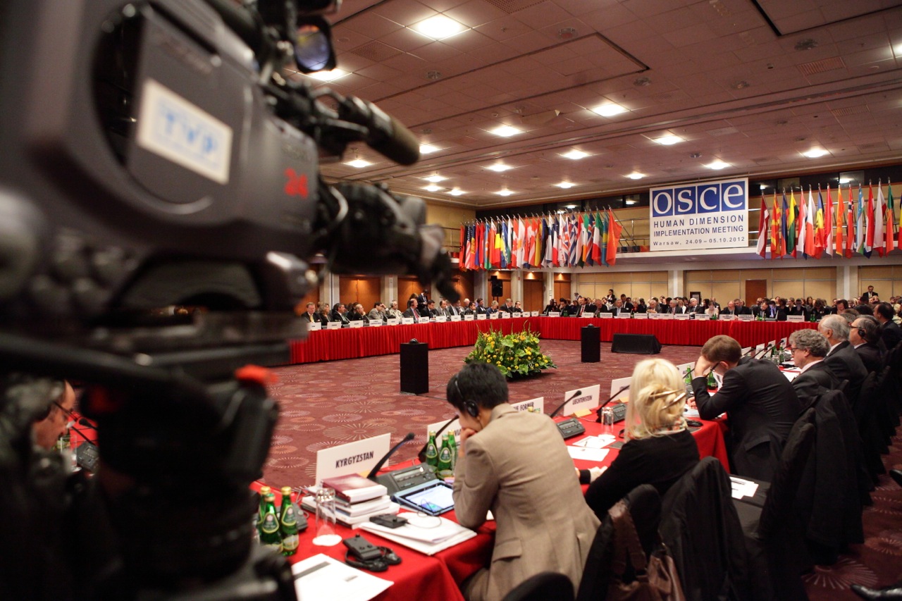 Partecipanti alla sessione di apertura della 16° conferenza annuale OSCE sulla dimensione umana, Varsavia, 24 settembre 2012