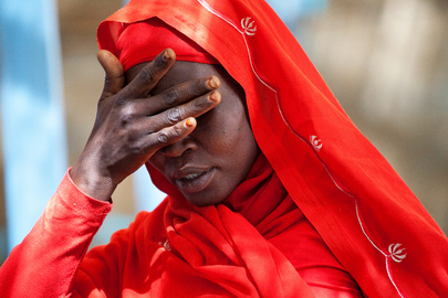Una donna che vive nel campo profughi di Kutum, nord Darfur, esprime il suo dolore per l'aumento delle violenze sessuali nell'area, 2012