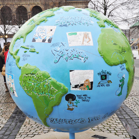 Installazione artistica "Idee per un pianeta migliore", realizzata in occasione della Conferenza delle Nazioni Unite sul cambiamento climatico, Copenhagen 2009