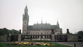 Veduta esterna del Palazzo della Pace all'Aia (Paesi Bassi), sede della Corte Internazionale di Giustizia, organo delle Nazioni Unite