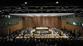 Ampia veduta di una seduta del Consiglio Economico e Sociale delle Nazioni Unite (ECOSOC), New York (USA)