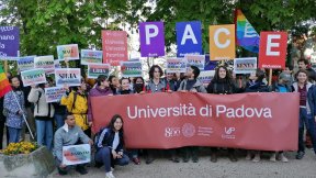 Le Studentesse e gli studenti dell'Università di Padova partecipano alla PerugiAssisi straordinaria, 24 aprile 2022