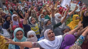 Muslim women protest against India’s revocation of the special status of Jammu and Kashmir.