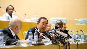 Il Segretario Generale Ban-Ki Moon interviene al 18° summmit dell'Unione Africana ad Addis Abeba, Etiopia, gennaio 2012