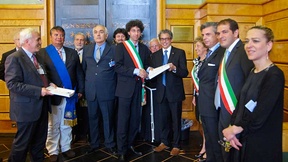 A delegation of representatives of Italian local authorities at the United Nations Human Rights Council for the international recognition of the human right to peace. Geneva, 23 june 2014.