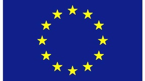 La bandiera dell'Unione Europea: le 12 stelle in cerchio simboleggiano gli ideali di unità, solidarietà e armonia tra i popoli d’Europa.