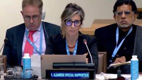 Francesca Albanese interviene all'ONU nell'ottobre 2022
