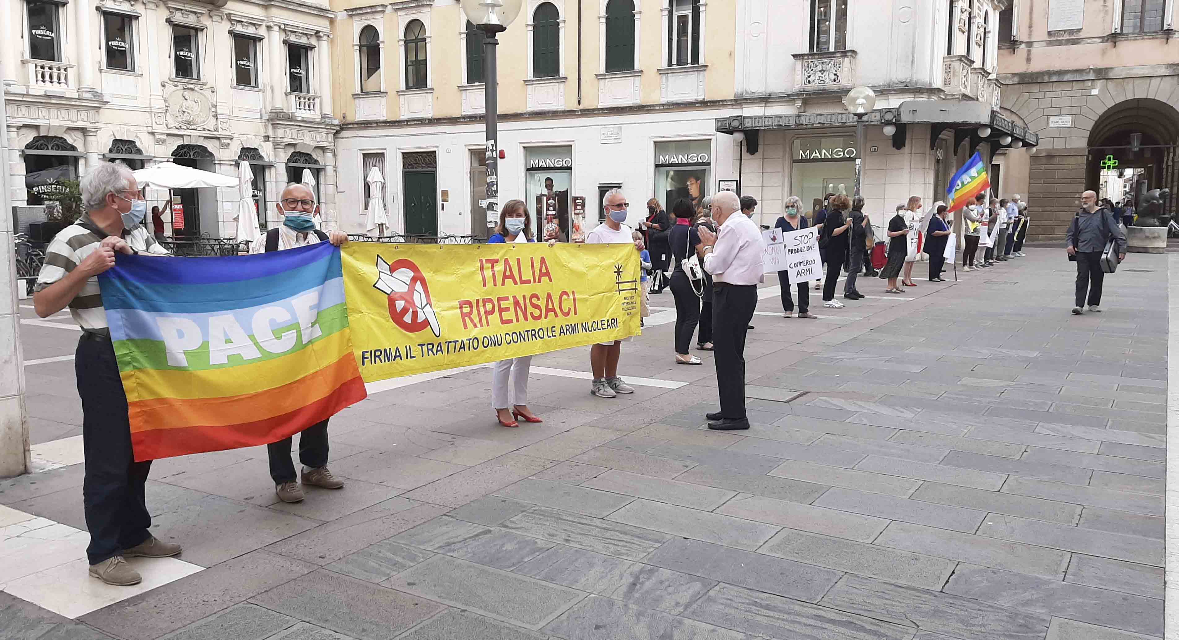 Manifestazione contro le spese militari e perché l’Italia aderisca al trattato che proibisce le armi nucleari, Padova, 16 giugno 2020