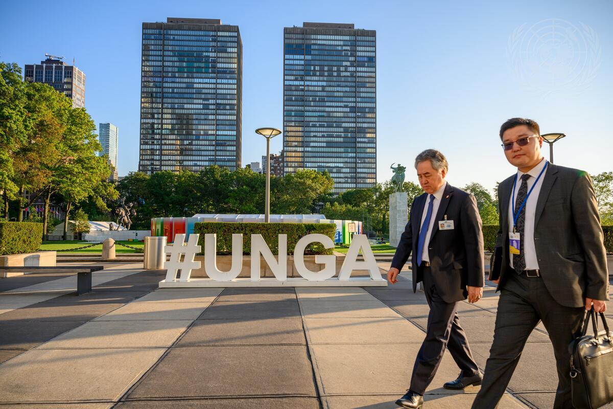 delegates arriving to attend the General Assembly