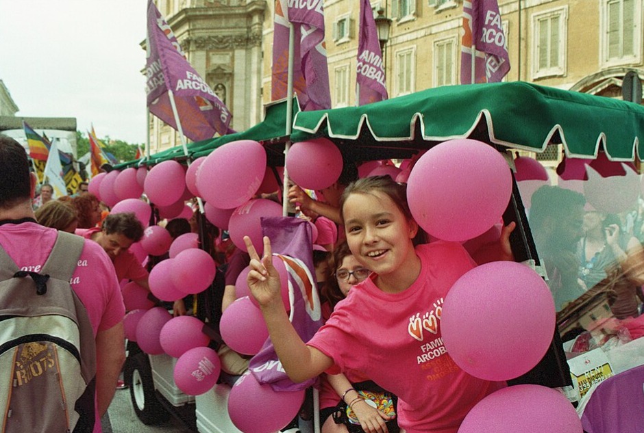 Roma_Pride_2016_Famiglie_Arcobaleno_bambini