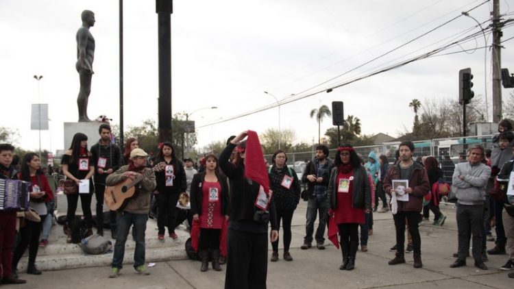 Performance del Colectivo Cueca Sola, settembre 2017