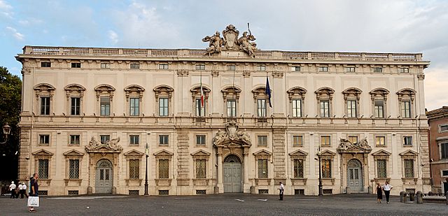 640px-Palazzo_della_Consulta_Roma_2006