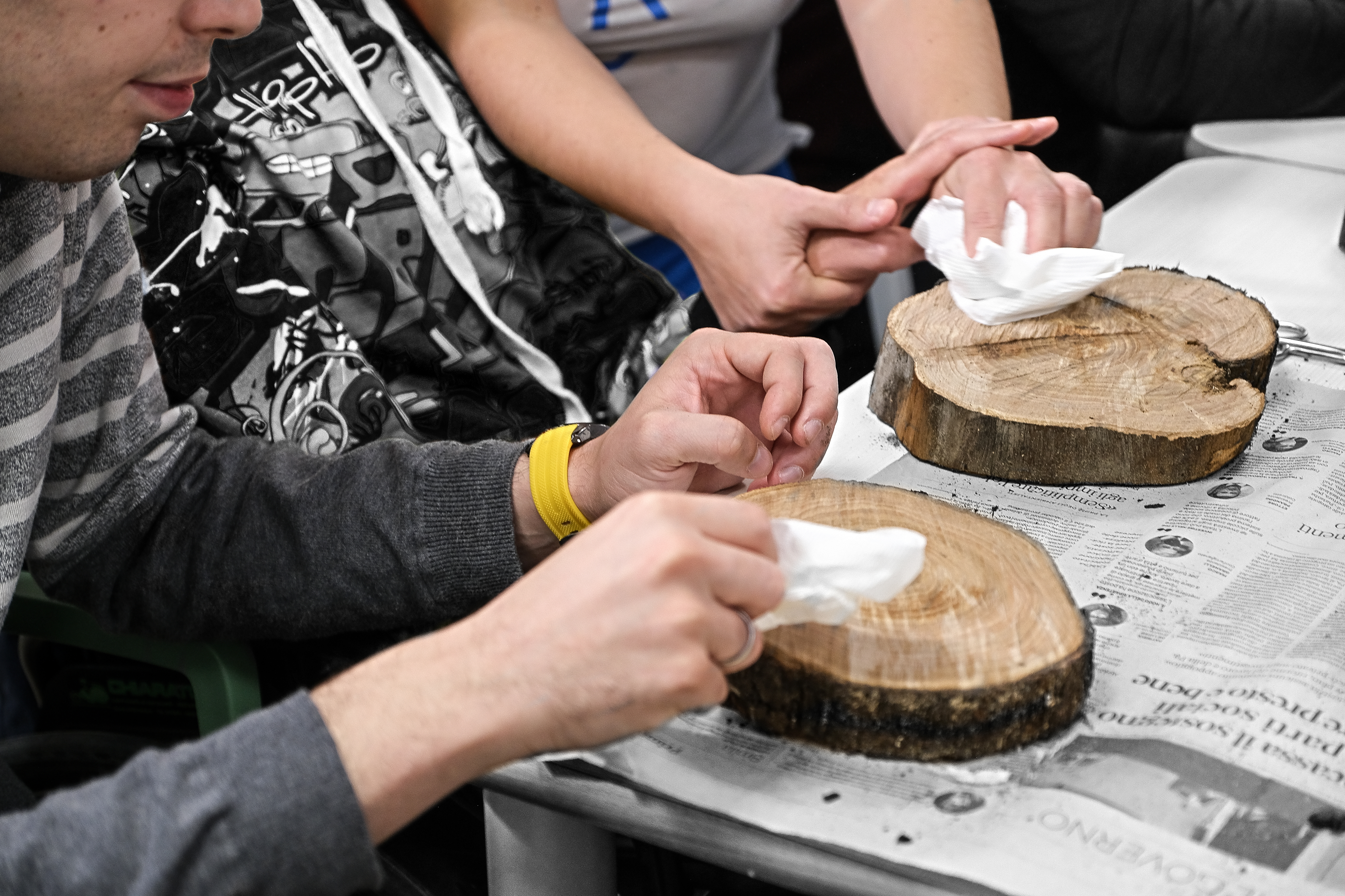 Officina 636: momento laboratoriale in servizio diurno per persone adulte con disabilità