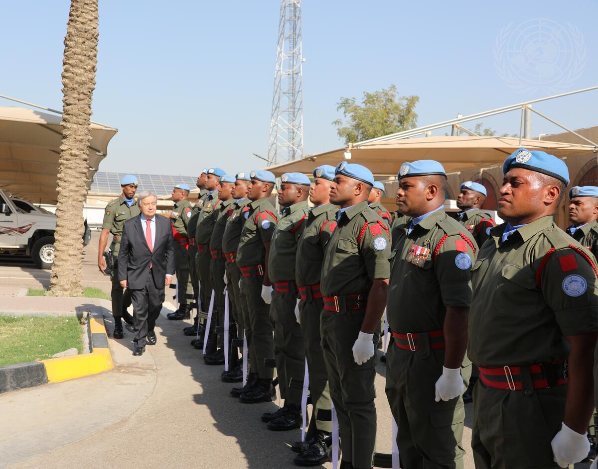 Secretary-General Ant&oacute;nio Guterres visits the headquarters of the United Nations Assistance Mission for Iraq (UNAMI) in Baghdad and meets with peacekeepers from the Republic of Fiji serving with UNAMI.