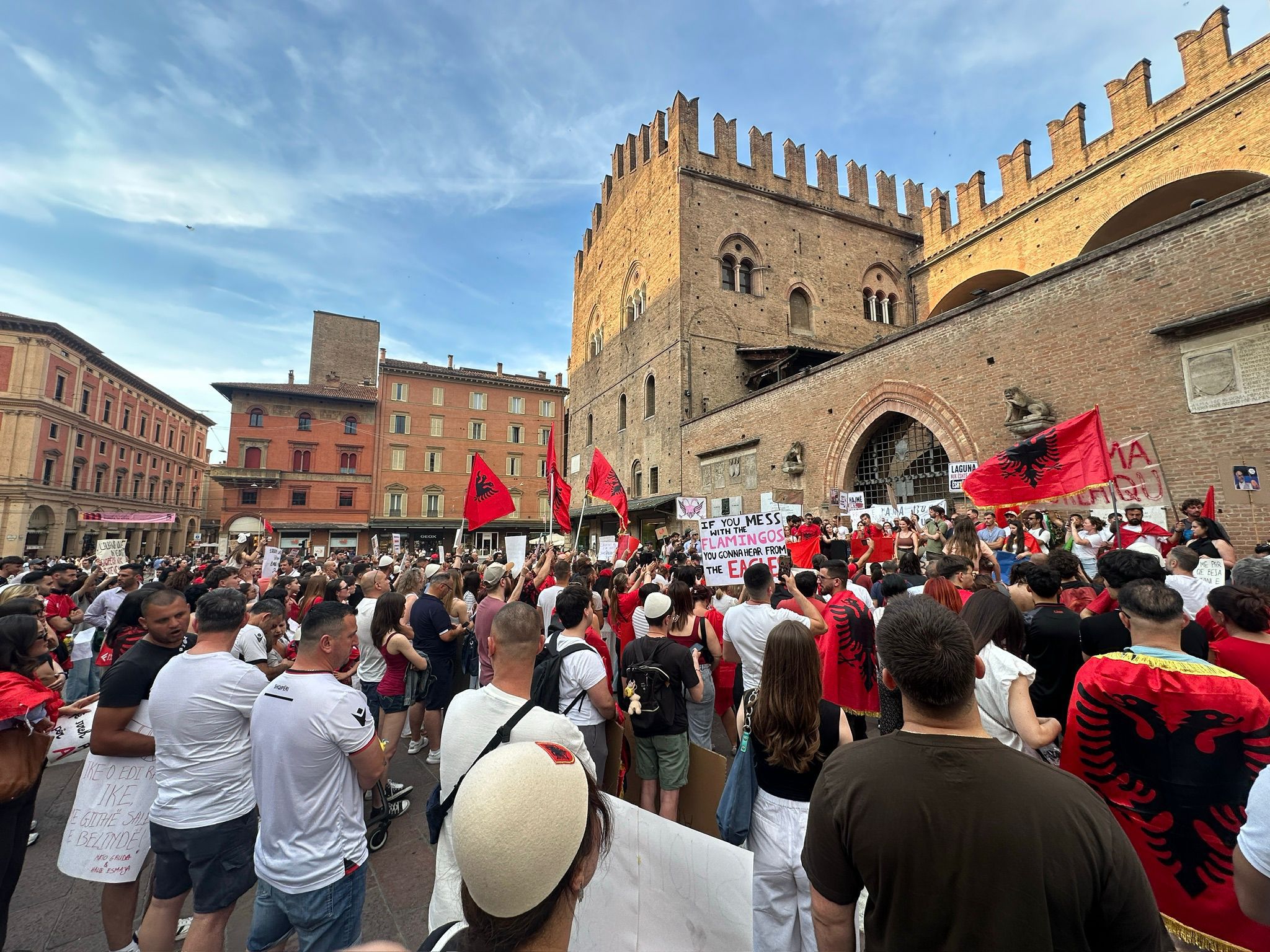 Manifestazione a Bologna Albania’s ‘Flamingo Revolution