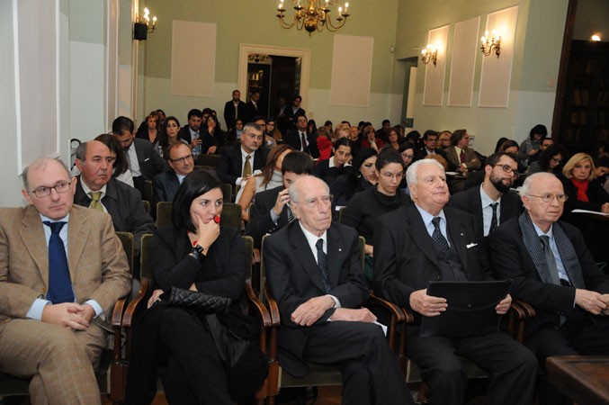 PresentazioneAnnuario2014_SIOI_04